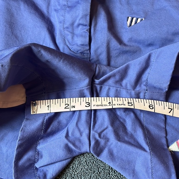 Shorts - Picture 6 of 7